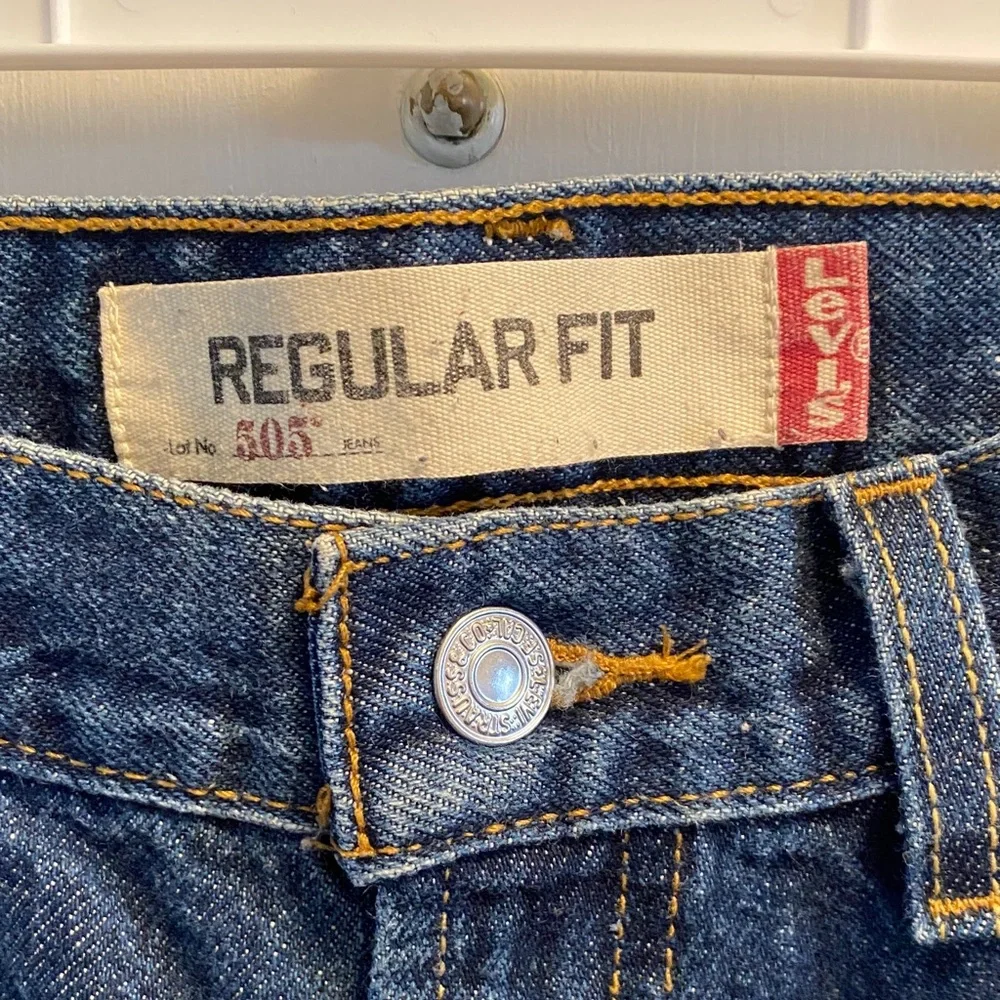 Levi’s 505 Men's Regular Fit Indigo Blue Jeans